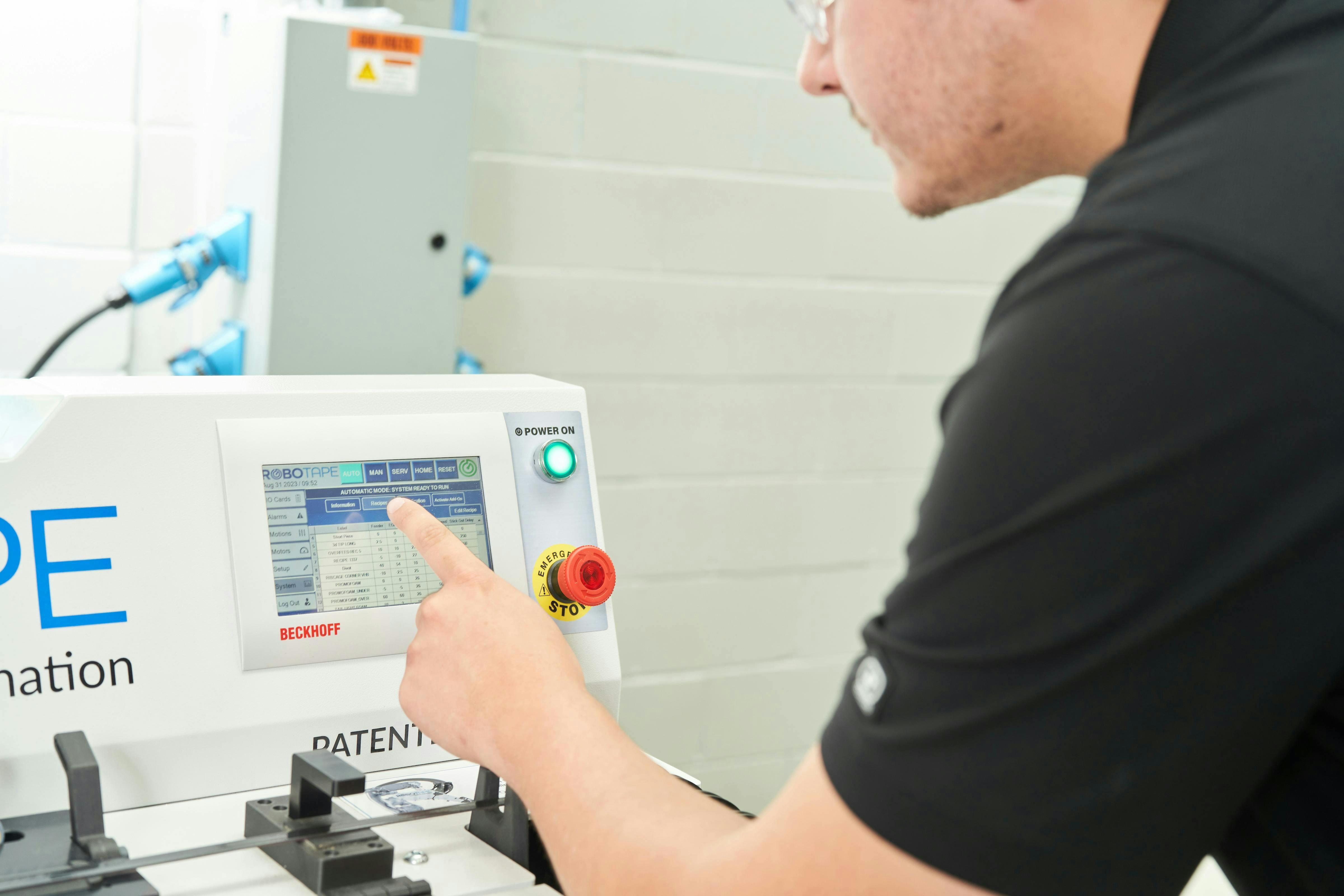 beckhoff_robotape_canada_2023_05_note_copyright beckhoff_robotape_canada_2023_05_note_copyright