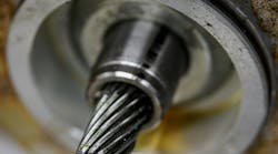 Detail of the spindle pitch of the servo motor. Detail of the spindle pitch of the servo motor.